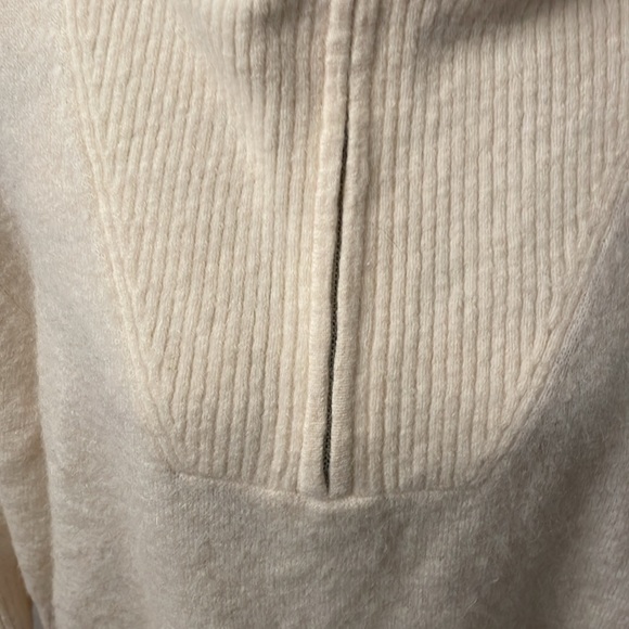 Stockholm Atelier & Other Stories Wool and Alpaca blend cream sweater - Picture 4 of 9